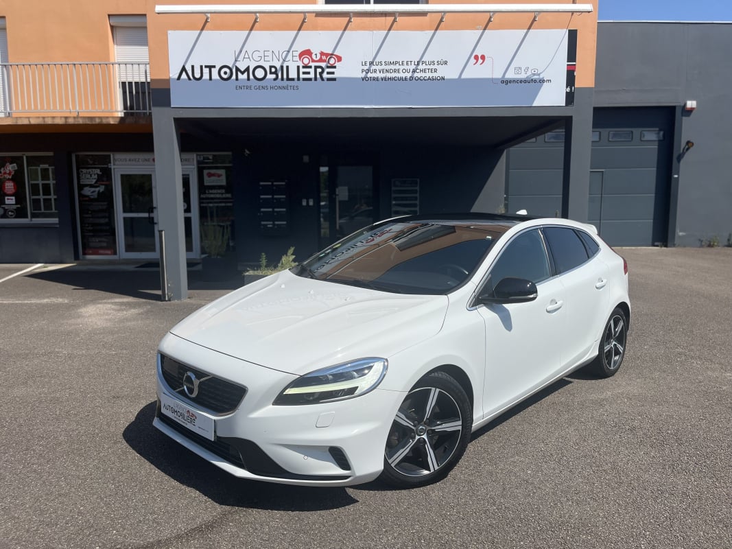 Volvo V40 R-design Polestar II D4 2.0 TDi Geartronic 190 cv Caméra de recul/Toit Panoramique/Sièges Chauffants — 1