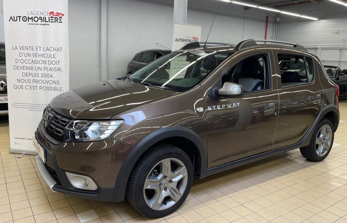 Dacia Sandero Sandero TCe 90 Easy-R Stepway — 1