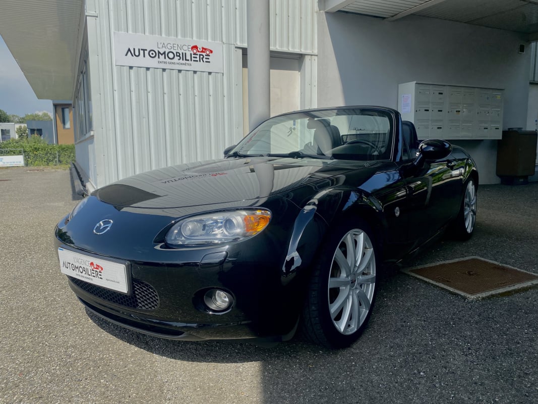 Mazda MX-5 III (NC) 2.0 i Roadster 160CH BVM — 1