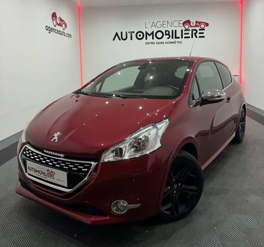 Peugeot 208 208 GTI 1.6 THP 200CV BVM6 SILENCIEUX INOX/GPS/CUIR-TISSU/JANTES NOIR/REGUL/BLUETOOTH — 1