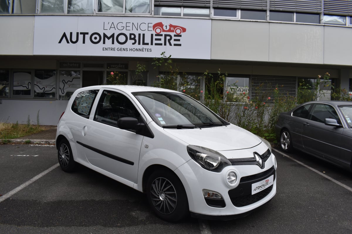 Renault Twingo AUTHENTIQUE II Phase 2 (X44) 1.2 i 16V LEV eco2 75 cv — 1