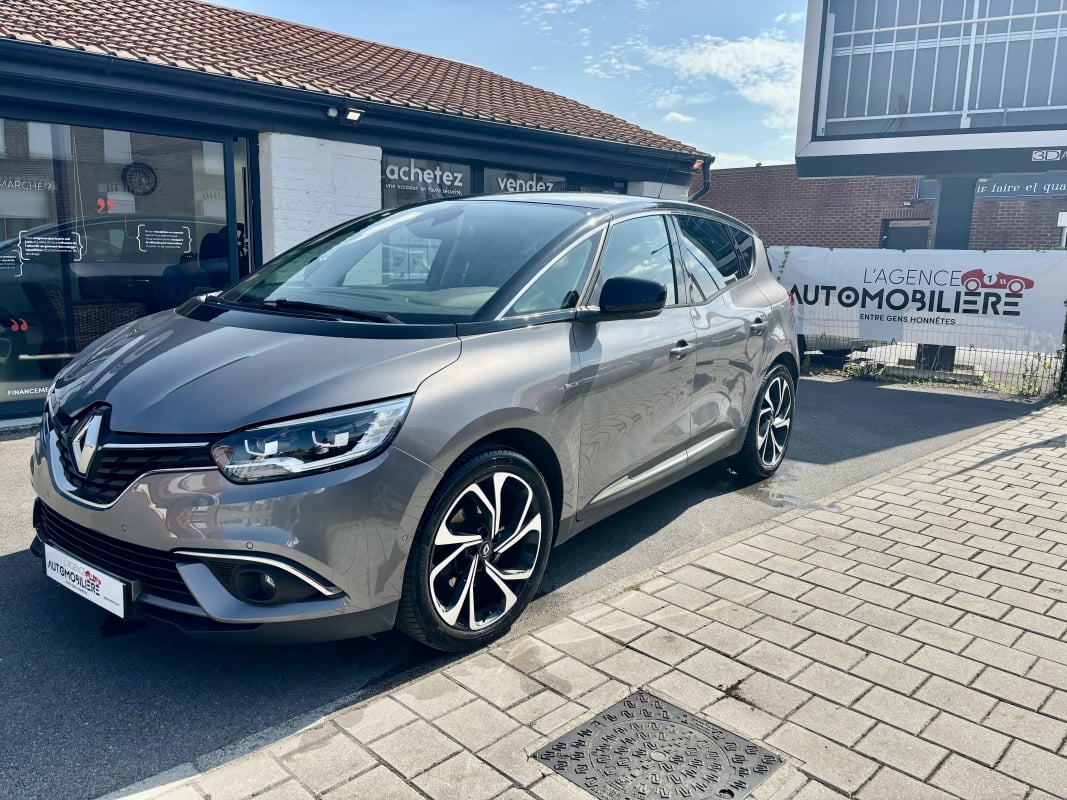 Renault Scenic IV 1.7 DCI 120 BOSE — 1