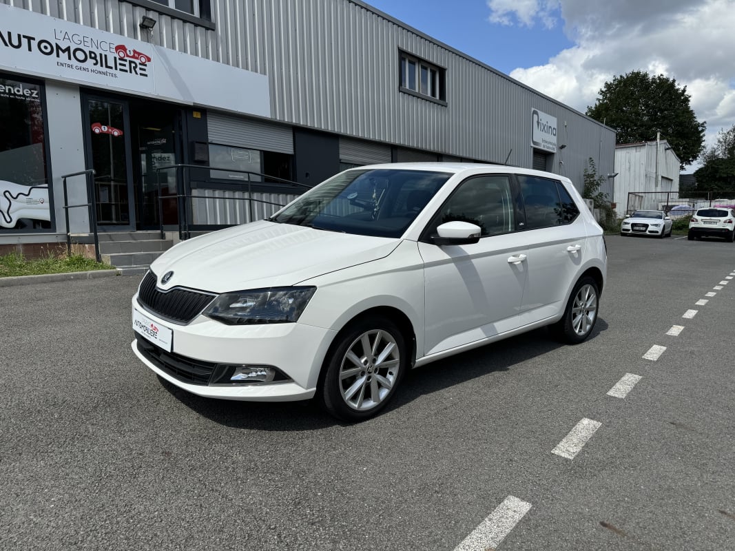 Skoda Fabia 1.2 TSI 90 CH EDITION TOUR DE FRANCE — 1