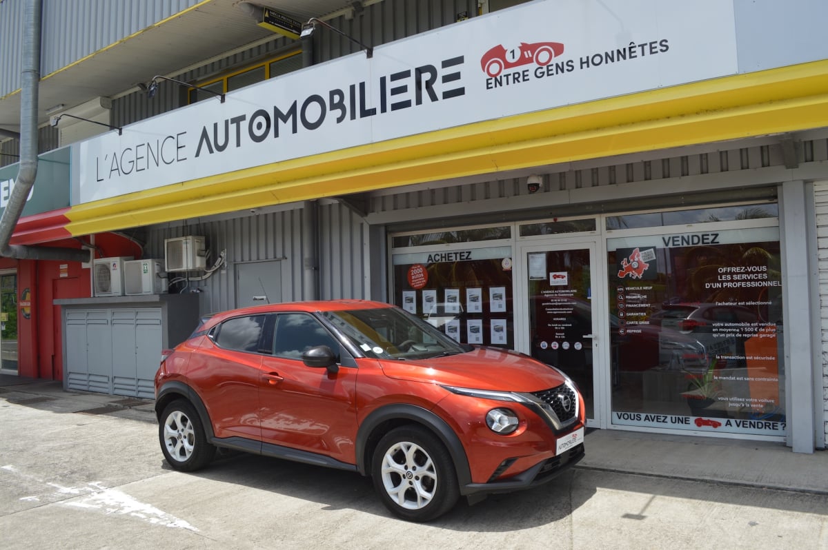 Nissan Juke 1.0 DIG-T 117 N-CONNECTA DCT — 1
