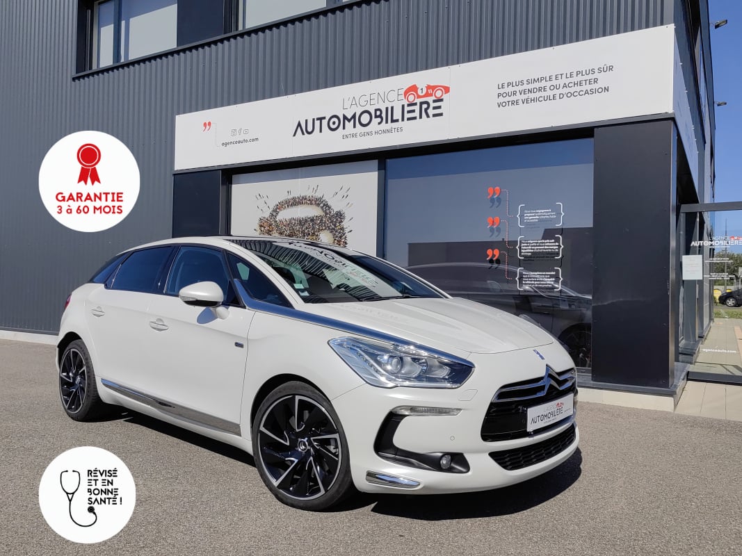 Citroen DS5 HYBRID4 2.0 HDI 200 SPORT CHIC 4X4 — 1