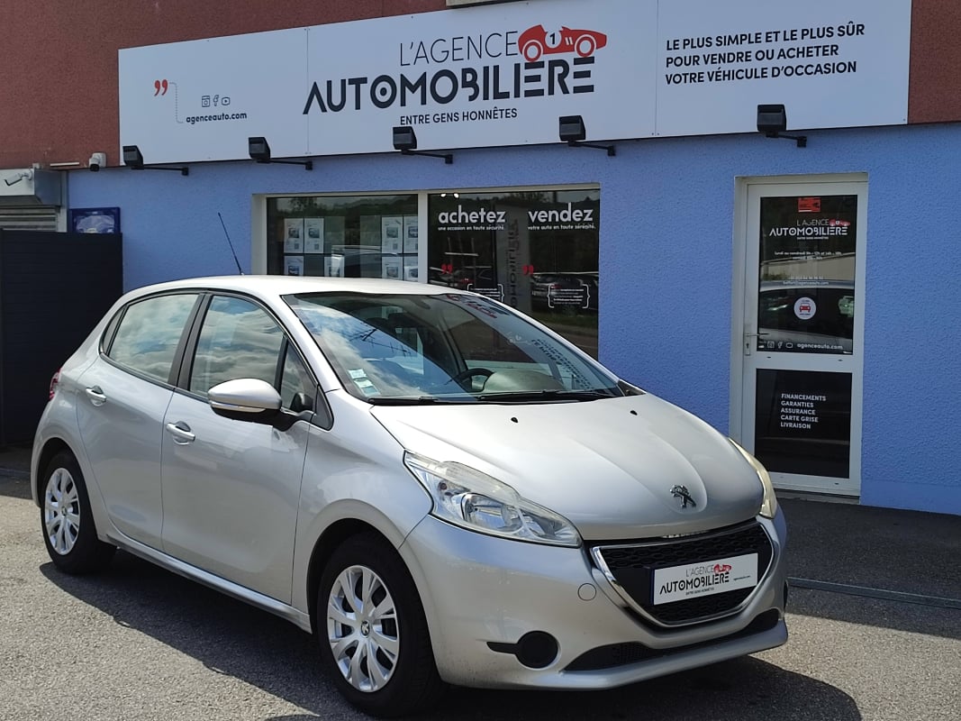 Peugeot 208 1.4 HDI 68 ACTIVE — 1