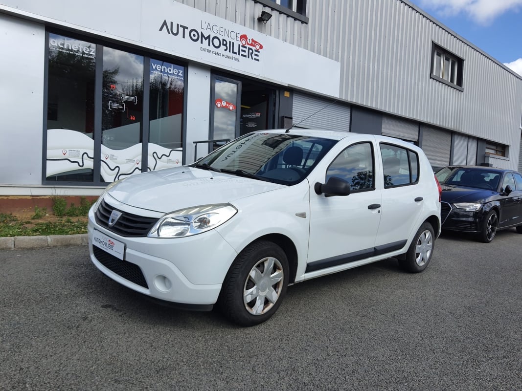 Dacia Sandero 1.4 MPI 75 GPL + ESSENCE — 1