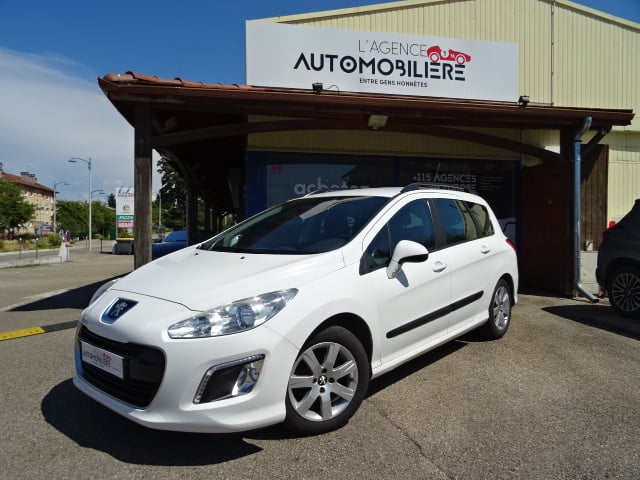 Peugeot 308 GENERATION-I SW 1.6 HDI 110 CONFORT — 1