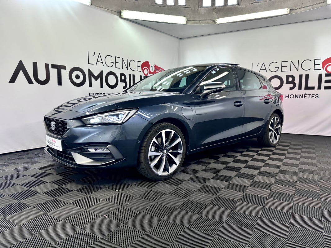Seat Leon 1.4 EHYBRID 204 S&S FR DSG (Toit ouvrant) — 1