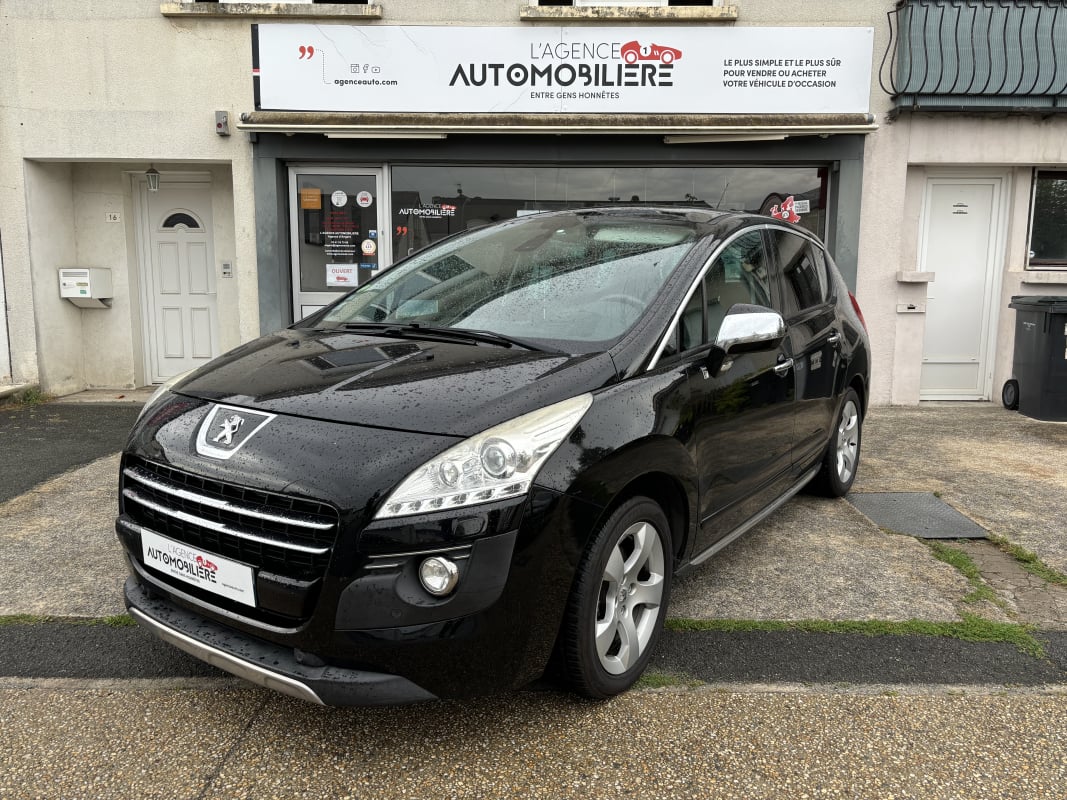 Peugeot 3008 Hybrid4 - FELINE 2.0 HDI 163cv - Toit panoramique — 1