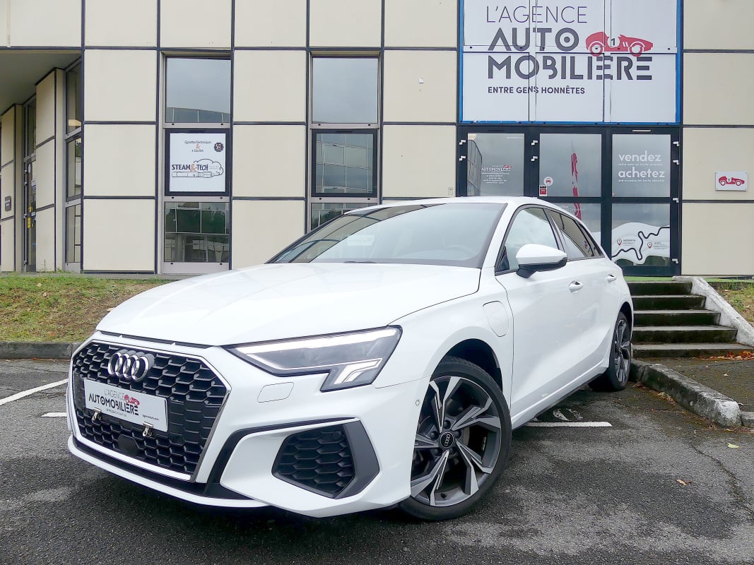 Audi A3 SPORTBACK 40 TFSIe S-LINE S-TRONIC — 1