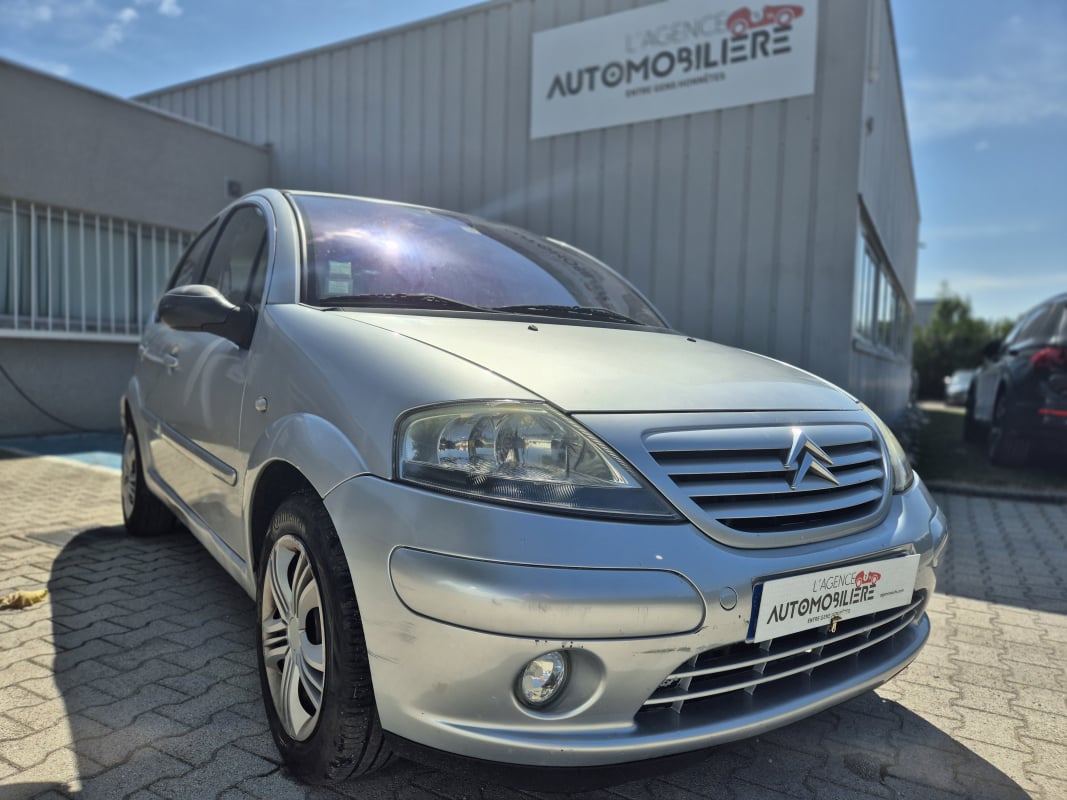 Citroen C3 1.4 i 75 CV EXCLUSIVE — 1