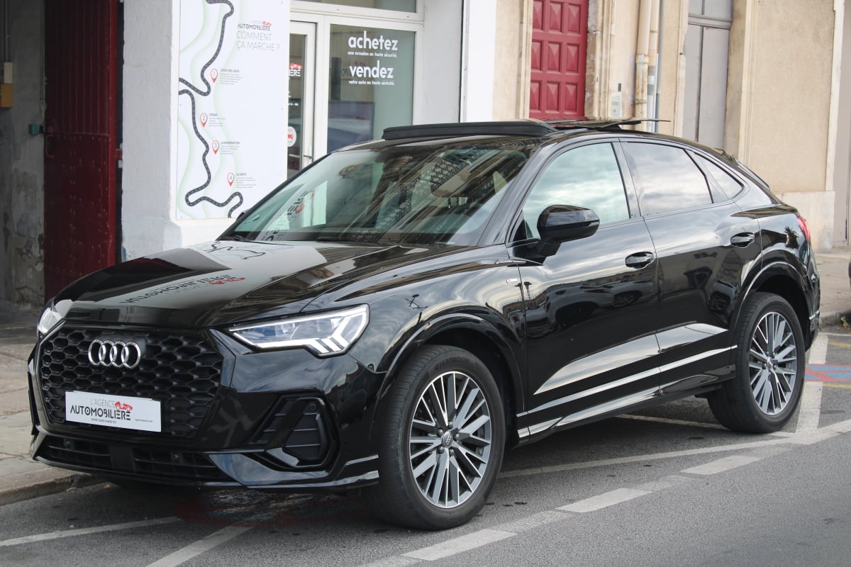 Audi Q3 SPORTBACK 1.5 35 TFSI HYBRID 150 MHEV S-LINE S-TRONIC BVA (Toit ouvrant, CarPlay,..) — 1