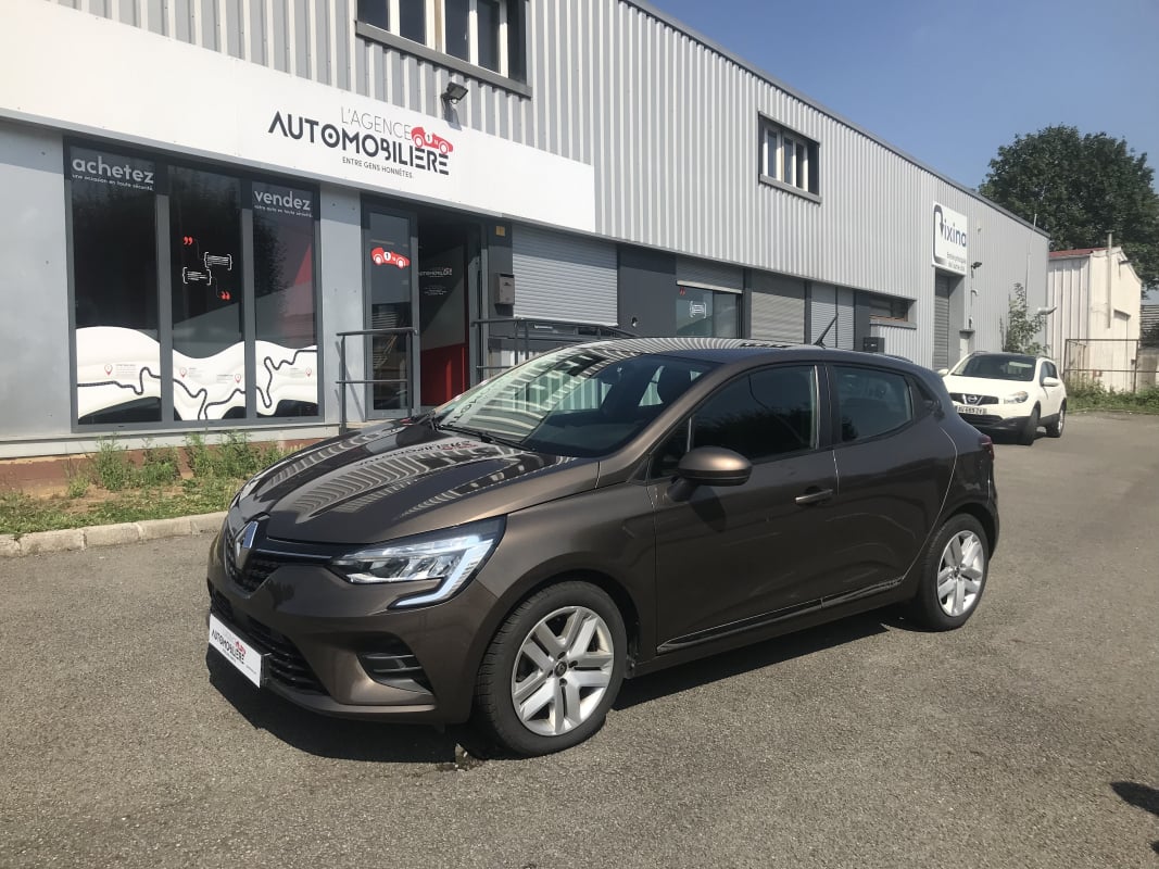 Renault Clio V 1.0 TCe 100 cv BUISNESS — 1