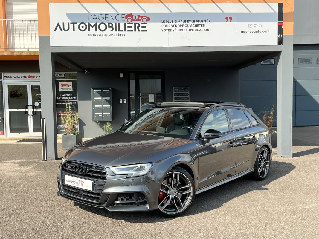 Audi S3 2.0 TFSi 300cv - Apple CarPlay/Toit ouvrant/B&O/Sièges F1/Virtual/Sièges chauffants/Jantes 19" — 1