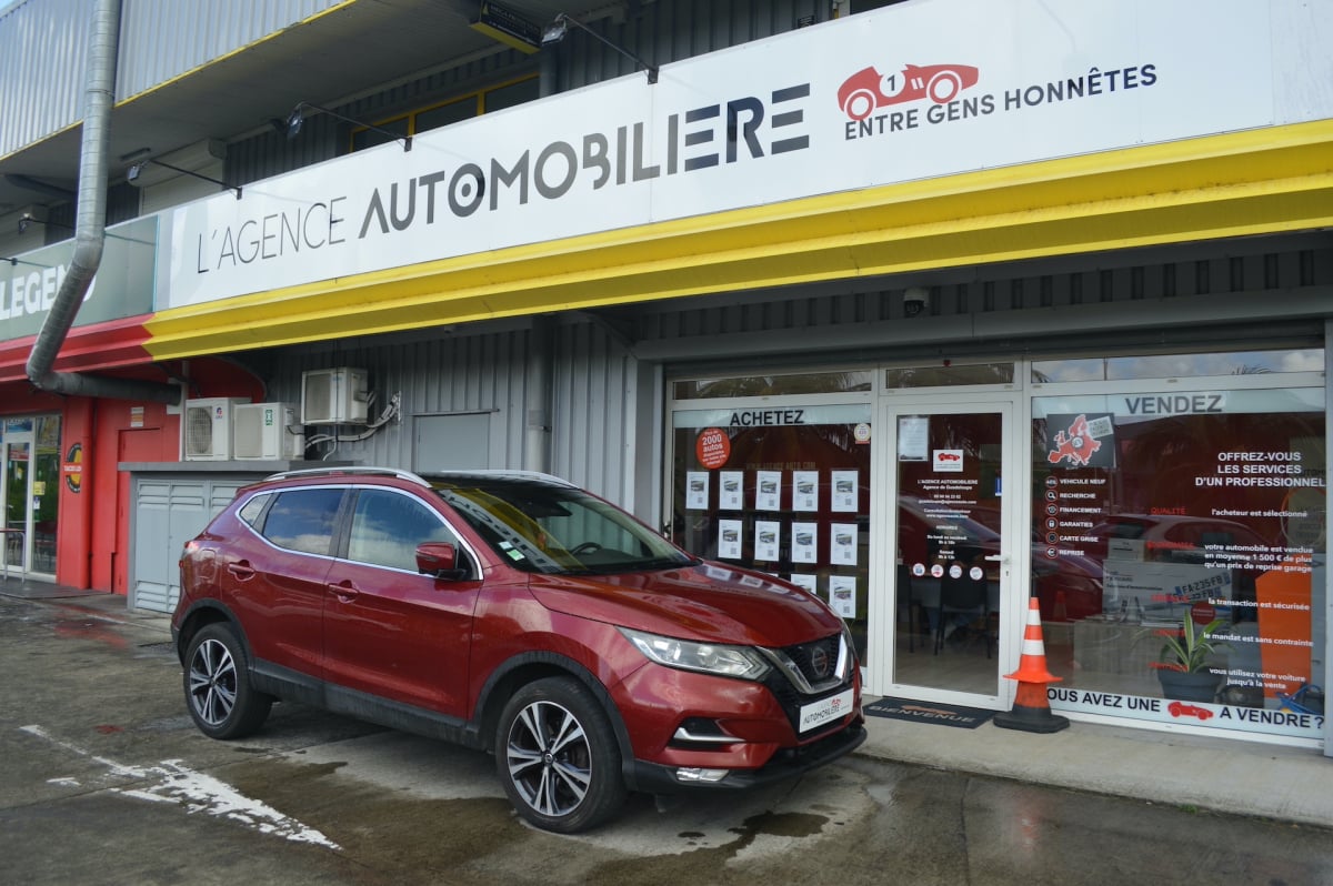 Nissan Qashqai 1.6 dCi 130ch N-Connecta Xtronic — 1