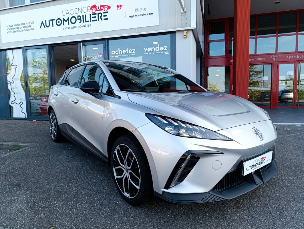 MG MG4 MG4 Electric 77kWh 245ch LUXURY — 1
