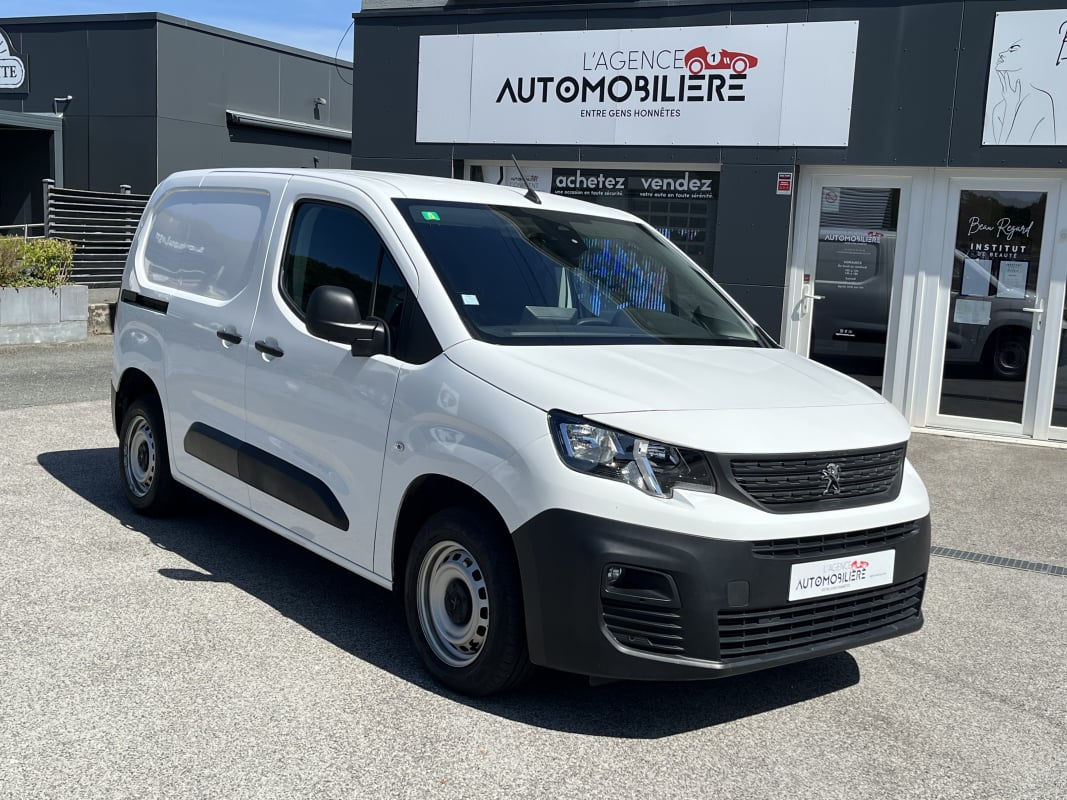 Peugeot Partner Puretech 110 Standard 650 kg Premium — 1