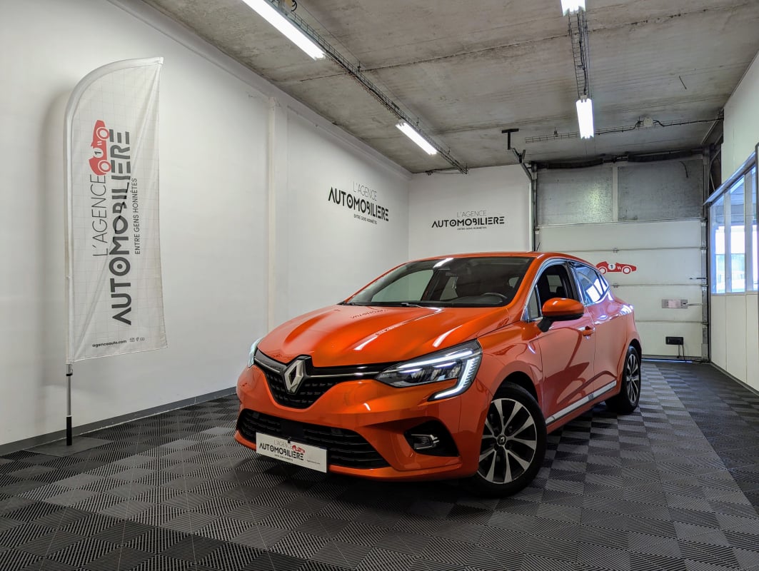 Renault Clio V 1.0 TCE 100 INTENS — 1