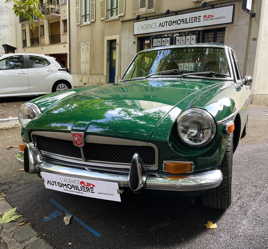 MG B GT — 1