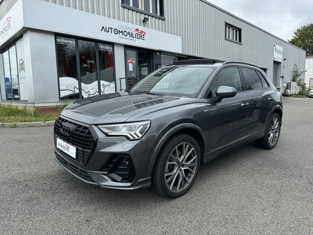 Audi Q3 35 TFSI 150CH S-LINE STRONIC7 — 1