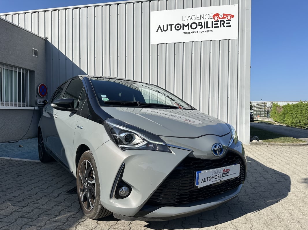 Toyota Yaris 1.5 VVTI HYBRID 100CV COLLECTION — 1