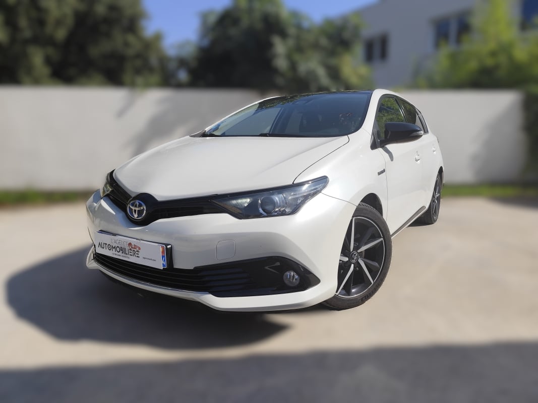 Toyota Auris 1.8 HSD 136H 100 FULL-HYBRID COLLECTION BVA — 1
