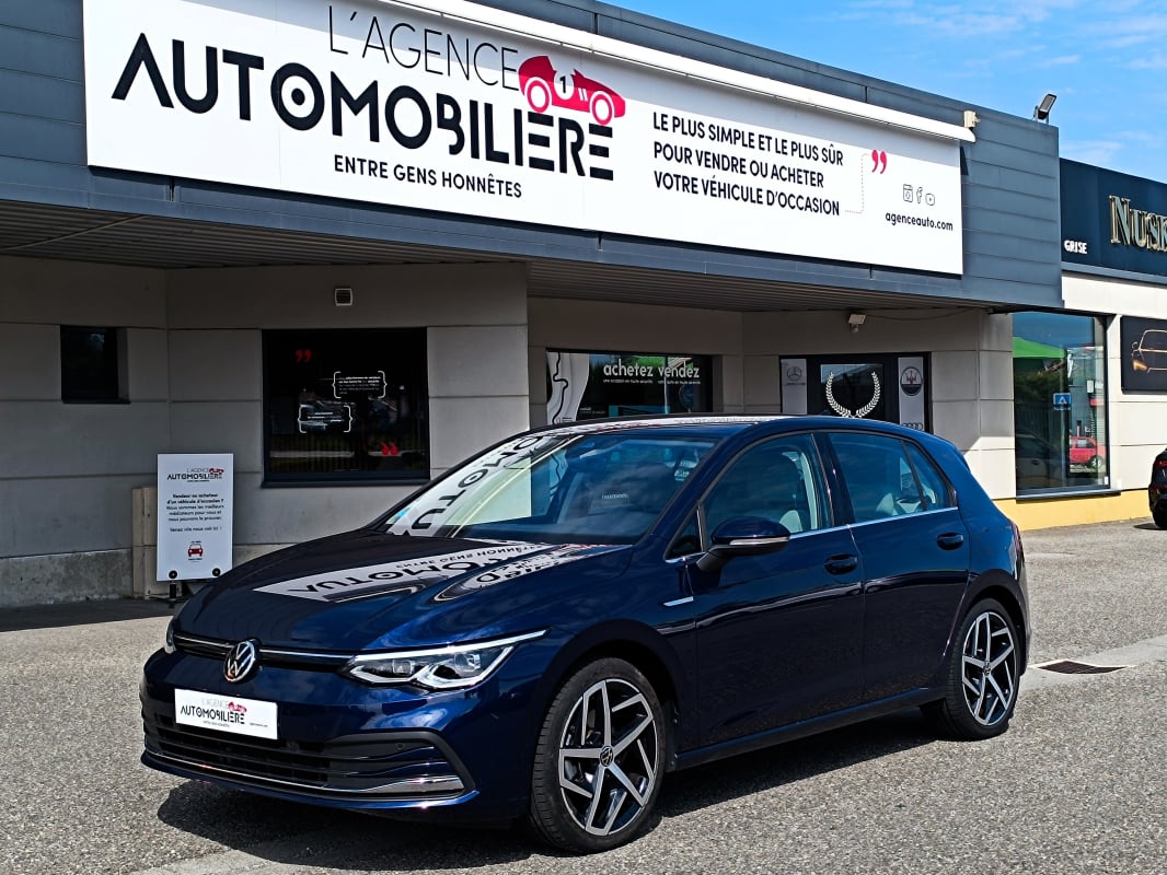 Volkswagen Golf VIII 1.5 ETSI 150 CV STYLE 1ST DSG7 — 1