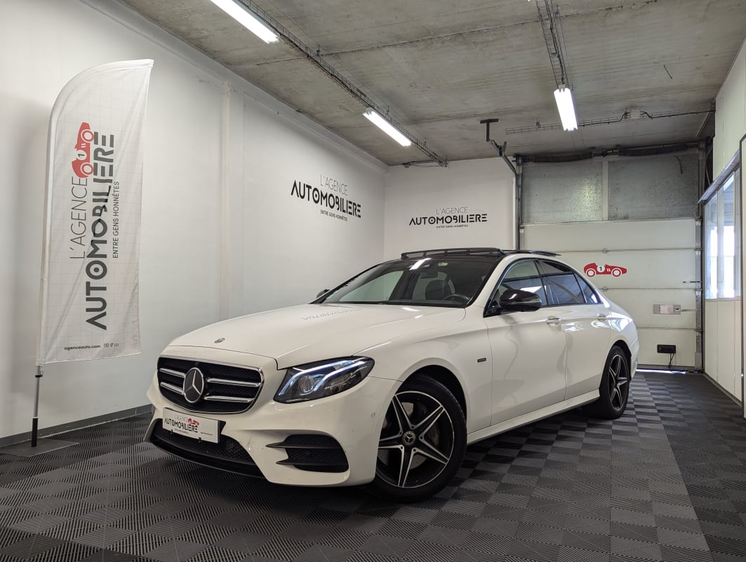 Mercedes-Benz Classe E V 300 DE AMG LINE 9G-TRONIC + PREMIUM PLUS — 1