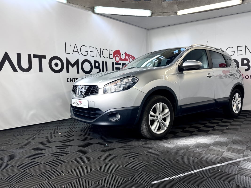 Nissan Qashqai 1.5 DCI 110 CONNECT EDITION — 1
