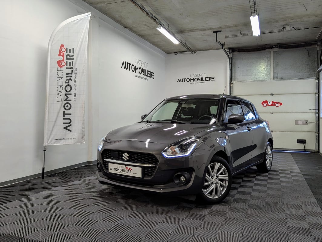 Suzuki Swift IV 1.2 DUALJET HYBRID PRIVILEGE CVT — 1
