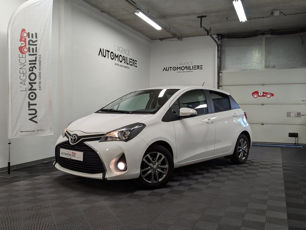 Toyota Yaris 70 VVT-I ACTIVE 5P + ENTRETIEN COMPLET — 1