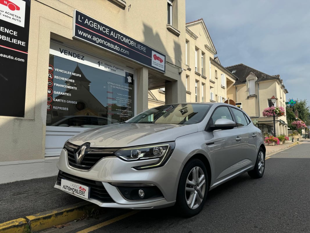 Renault Megane 1.2 TCe 100cv ENERGY BUSINESS SUIVI RENAULT — 1