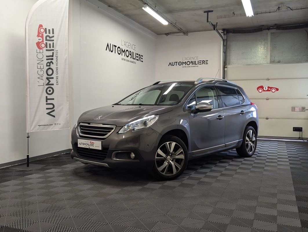 Peugeot 2008 1.2 PURETECH 130 S&S FELINE TITANE + COURROIE OK — 1