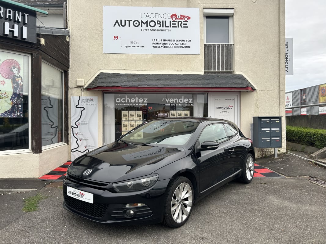Volkswagen Scirocco 2.0 TDI 170 CARAT DSG BVA — 1