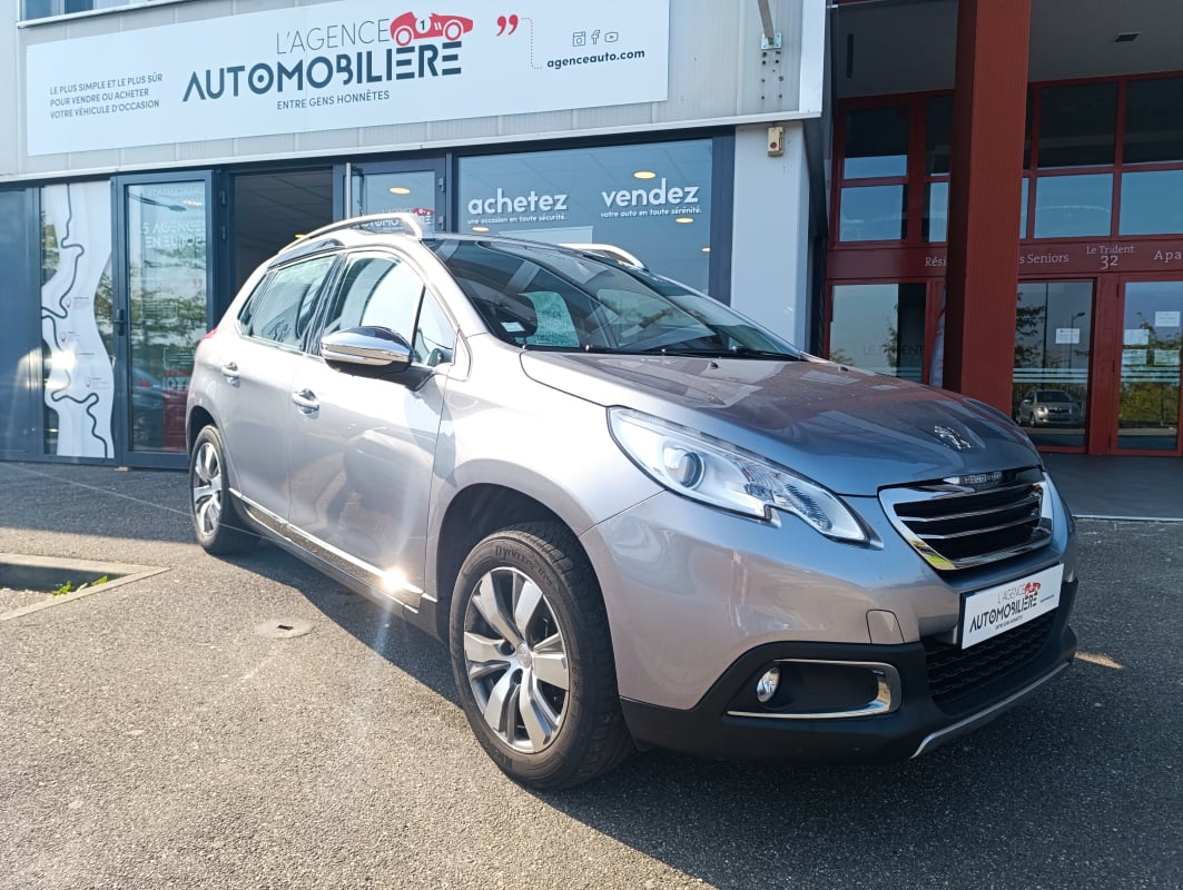 Peugeot 2008 1,6 VTi 120 cv ALLURE — 1