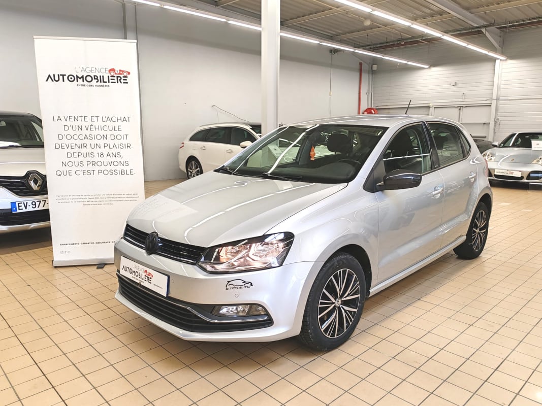 Volkswagen Polo 1.0 75 MATCH 5P — 1