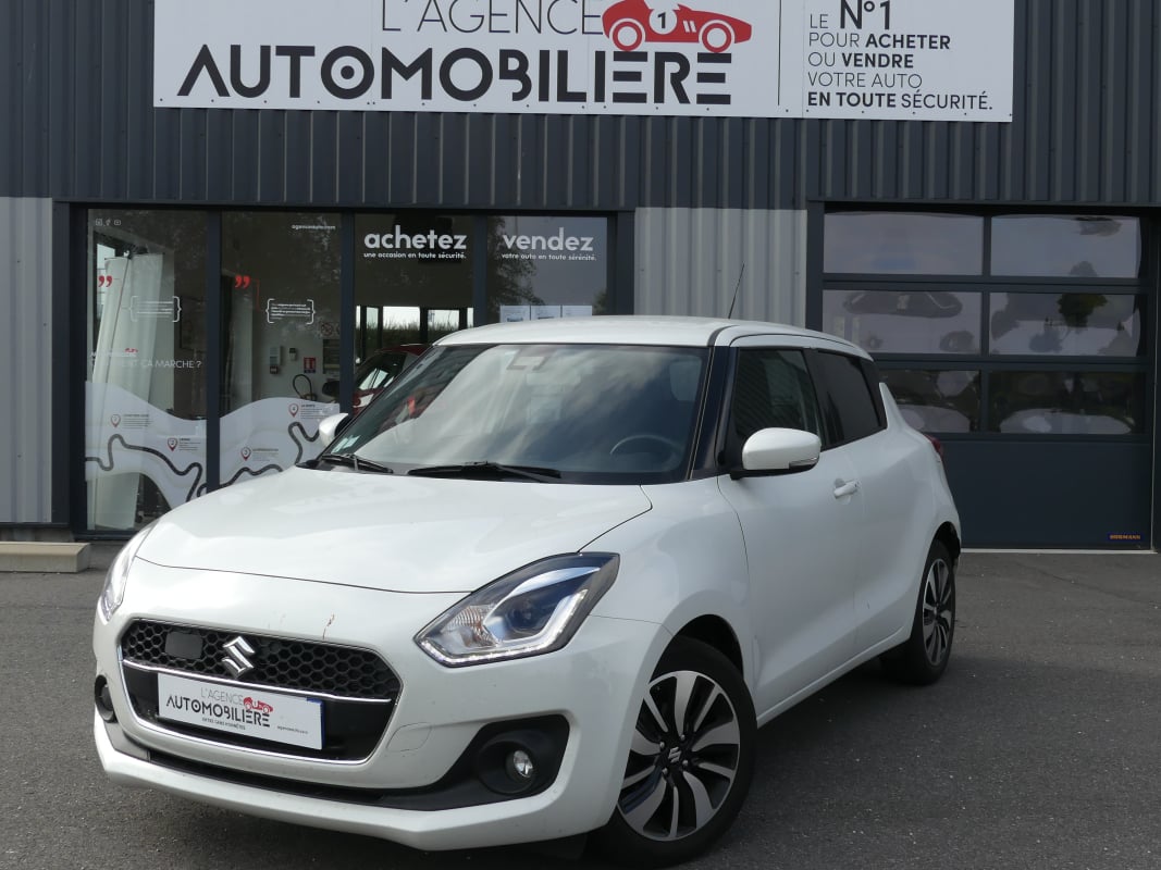 Suzuki Swift 1.0 Boosterjet 12V 111 cv Boîte auto PACK — 1