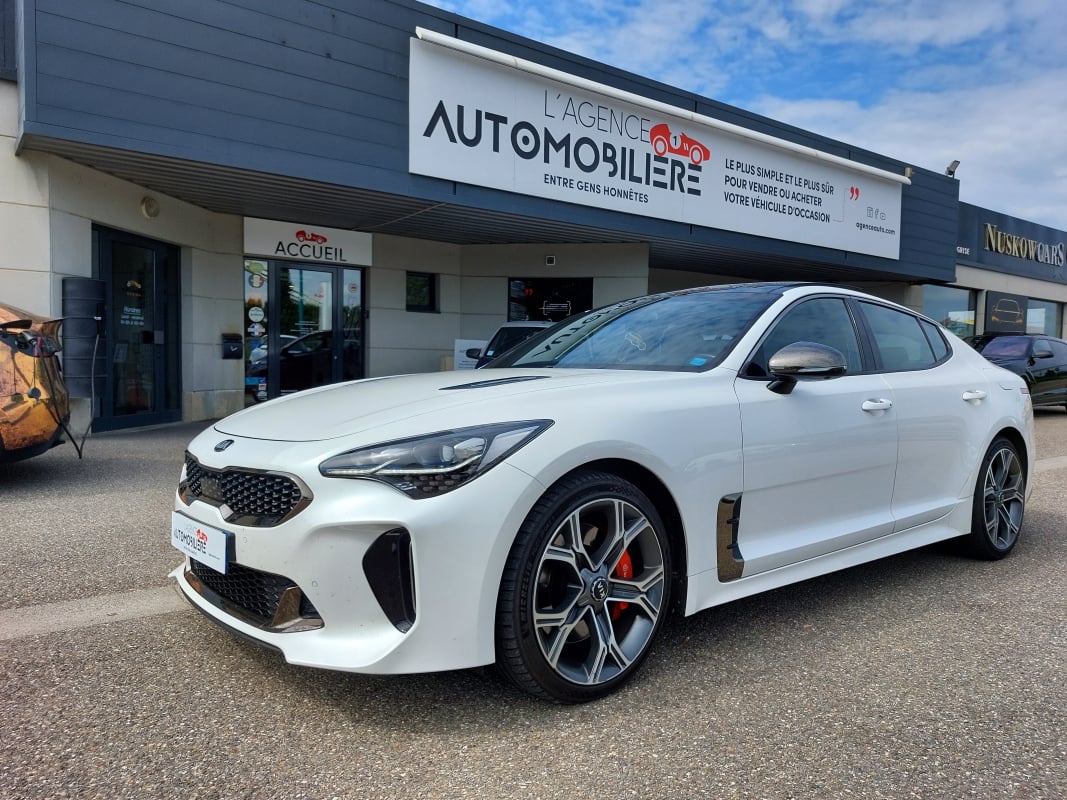 Kia Stinger 3.3 V6 T-GDi 370ch ISG GT 4x4 BVA8 — 1