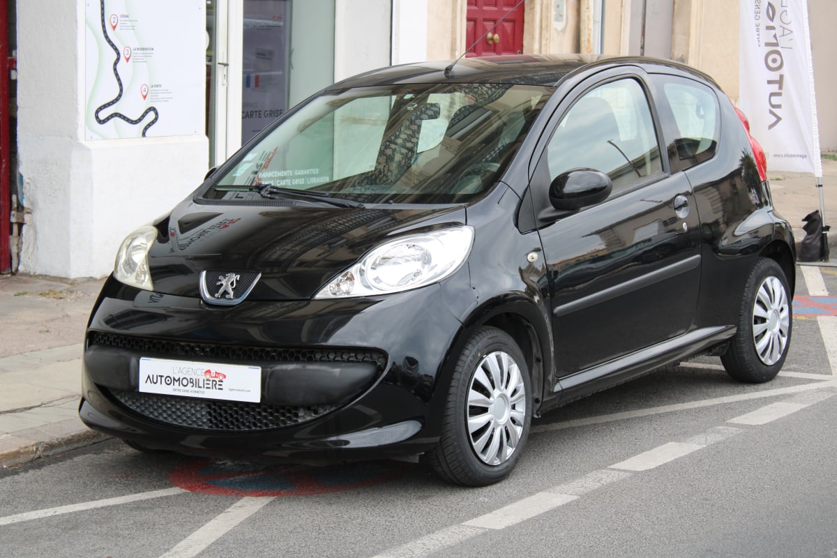 Peugeot 107 1.4 HDI 55 TRENDY ( Distribution changée, Clim, Roue de secours ... ) — 1