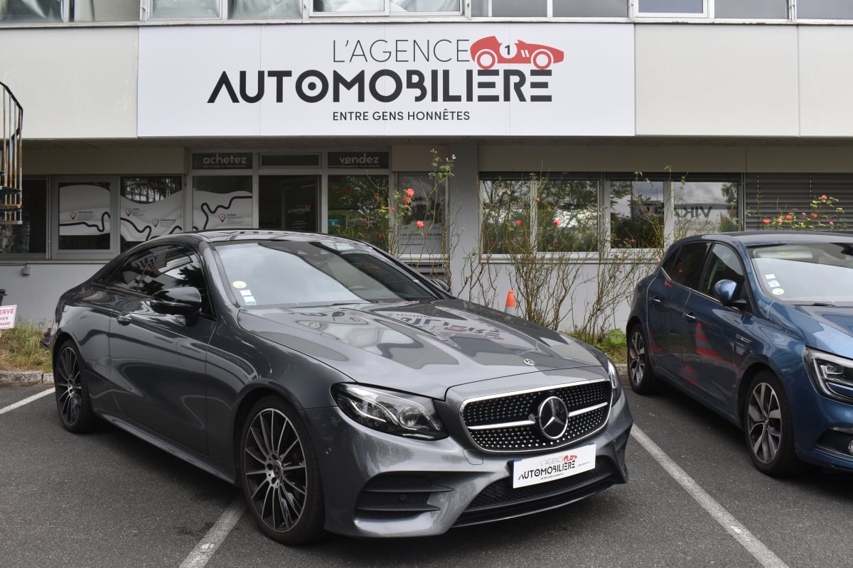 Mercedes-Benz Classe E Coupe AMG LINE Coupé 220 d 2.0 d 9G-TRONIC 194 cv Boîte auto — 1