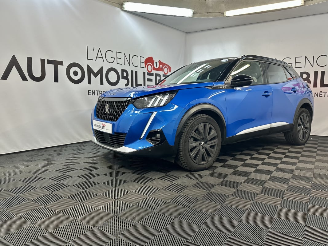 Peugeot 2008 II 1.5 BLUEHDI 130 S&S GT PACK EAT8 (Toit ouvrant, Sièges chauffants) — 1