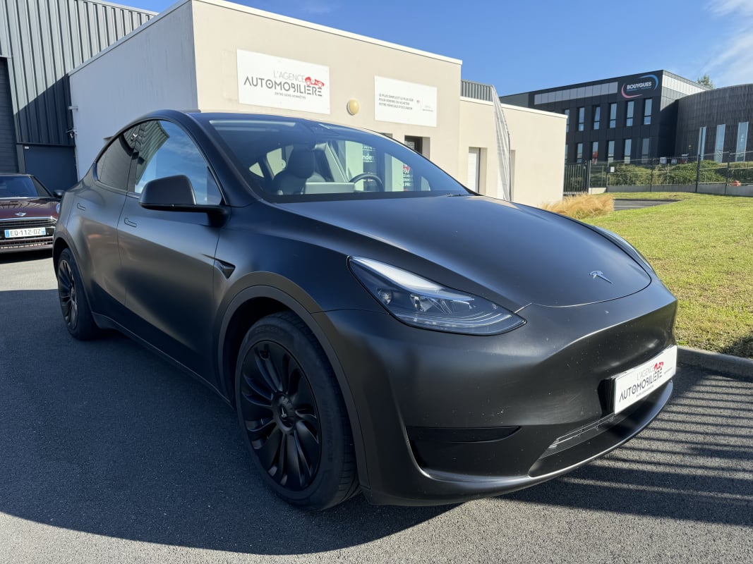 Tesla Model Y ELECTRIC 300 60KWH STANDARD-RANGE BVA — 1