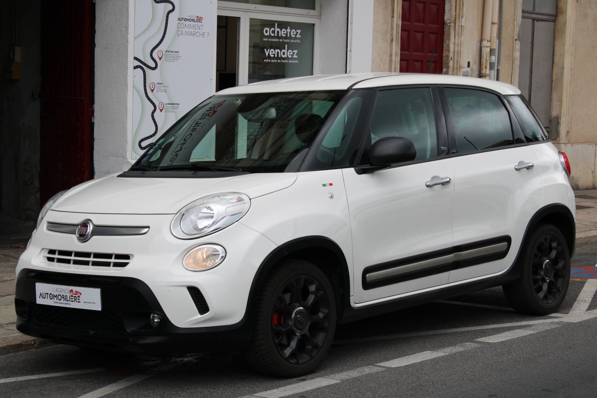 Fiat 500L TREKKING 1.4 95 POP STAR ( Distribution changée, Caméra de recul, Radar Arr ... ) — 1