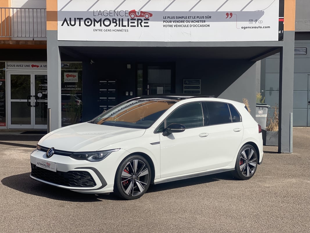 Volkswagen Golf VIII GTD 2.0 TDi DSG7 200 CV Toit Ouvrant — 1