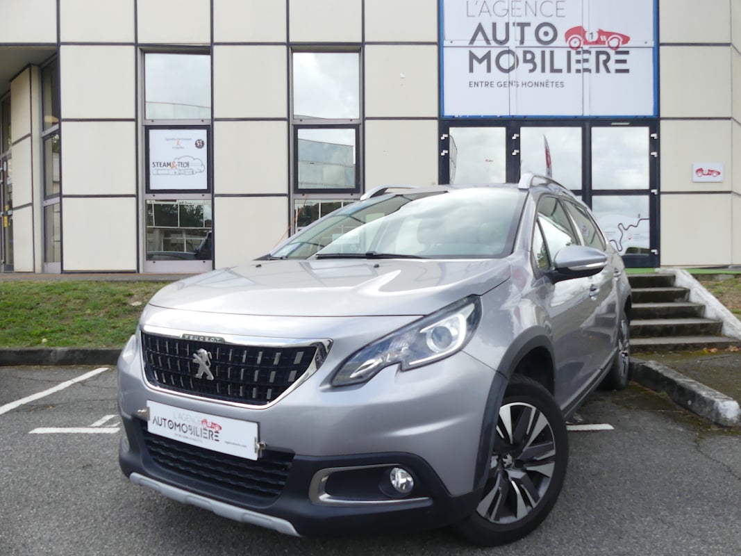 Peugeot 2008 1.2 PURETECH 110 S&S ALLURE — 1