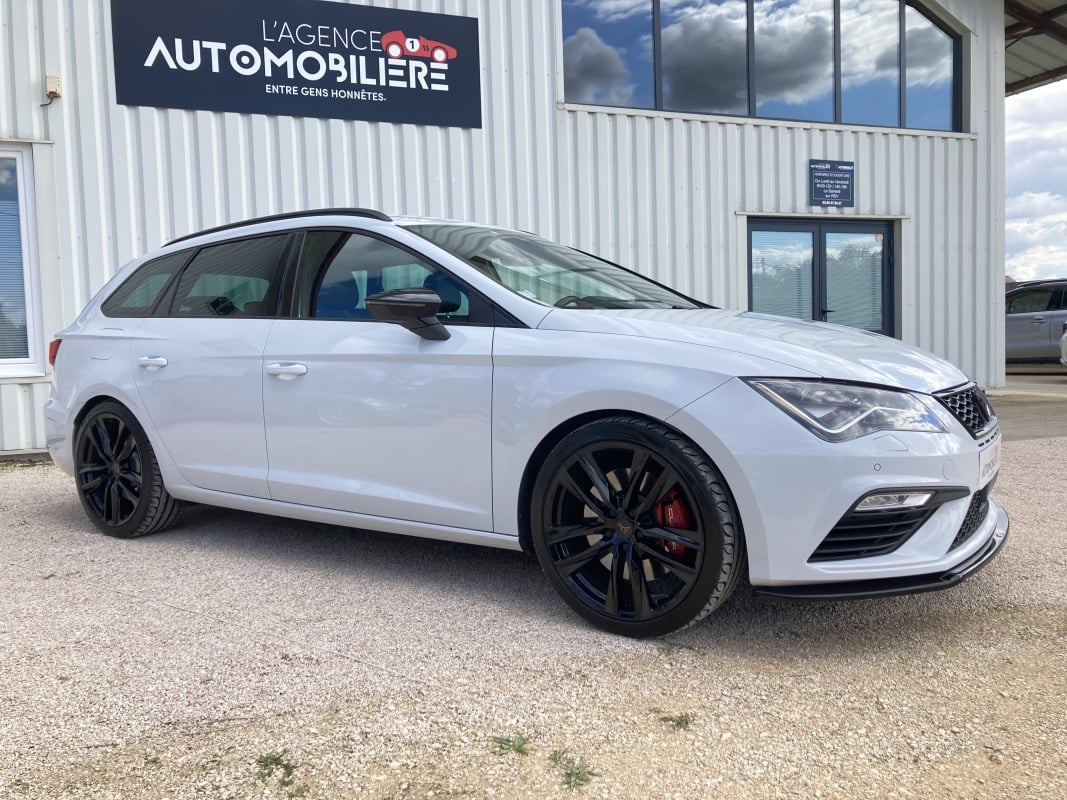 Seat Leon ST 2.0 TSI 300 CUPRA 4DRIVE DSG6 — 1