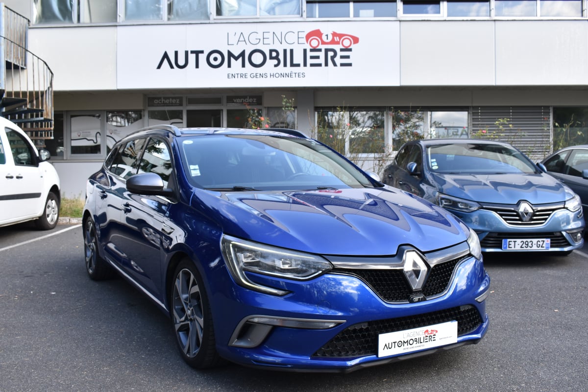 Renault Megane Estate IV Estate GT 1.6 dCi 4RD EDC6 163 cv Boîte auto suivis Renault — 1
