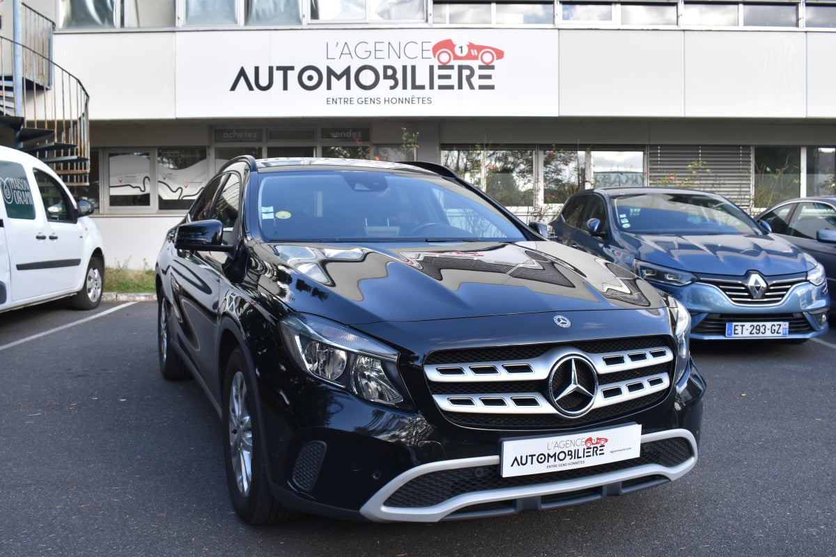 Mercedes-Benz Classe GLA FASCINATION Phase 2 200 2.1 d 136 cv — 1
