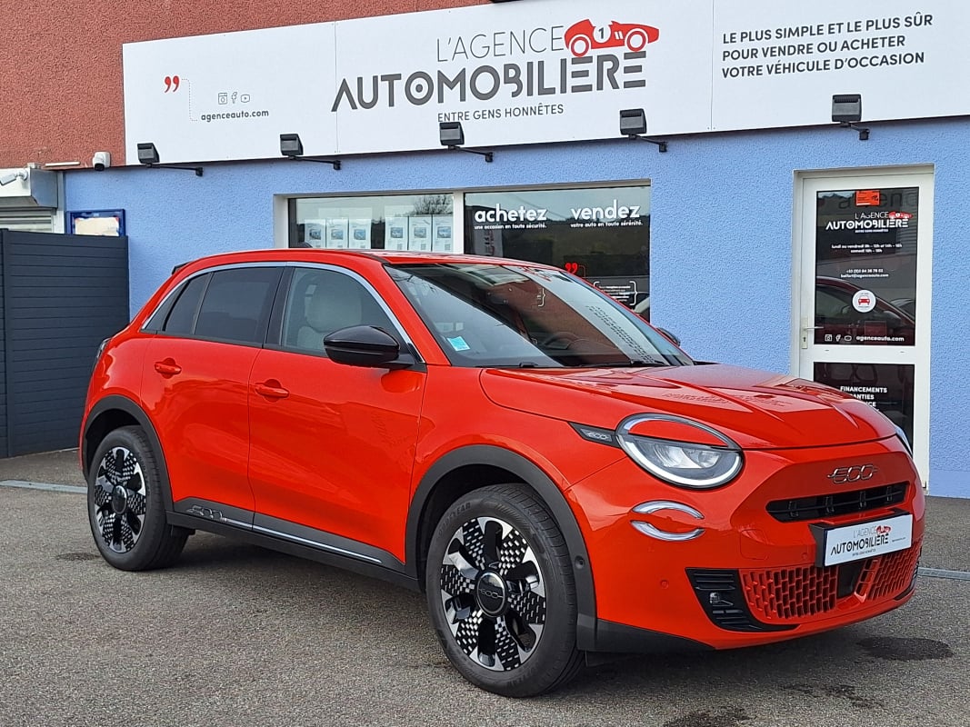Fiat 600 e 54kWh 156ch La Prima 5p — 1